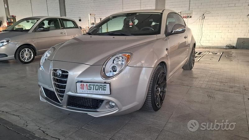 Usata Alfa Romeo MiTo Distinctive 120 CV (88 kW) 2011 Marrone Utilitaria