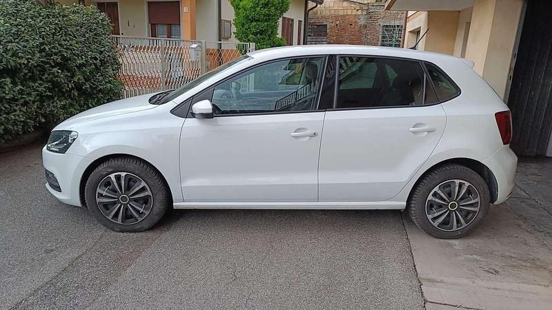 Usata VW Polo 75 CV (55 kW) 2016 Bianco Utilitaria