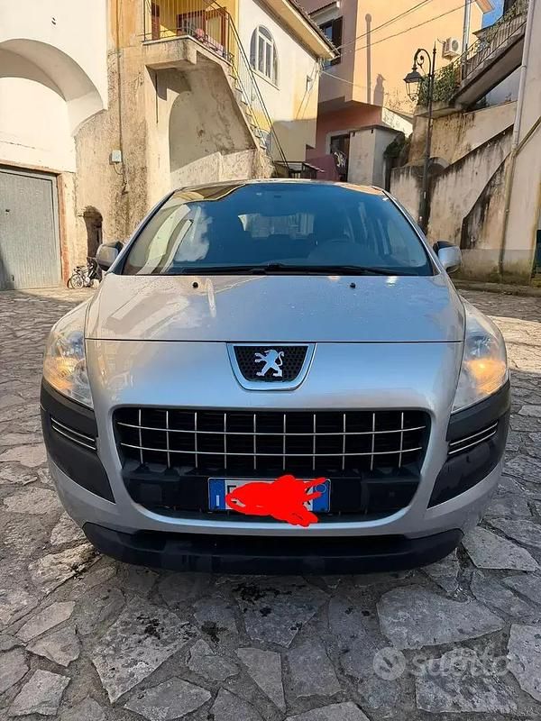 Usata Peugeot 3008 110 CV (80 kW) 2012 Grigio Station wagon