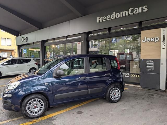 Usata Fiat Panda Pop 69 CV (50 kW) 2016 Blu Utilitaria