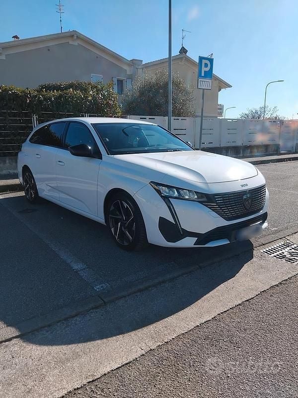 Usata Peugeot 308 Allure 130 CV (95 kW) 2022 Bianco Station wagon