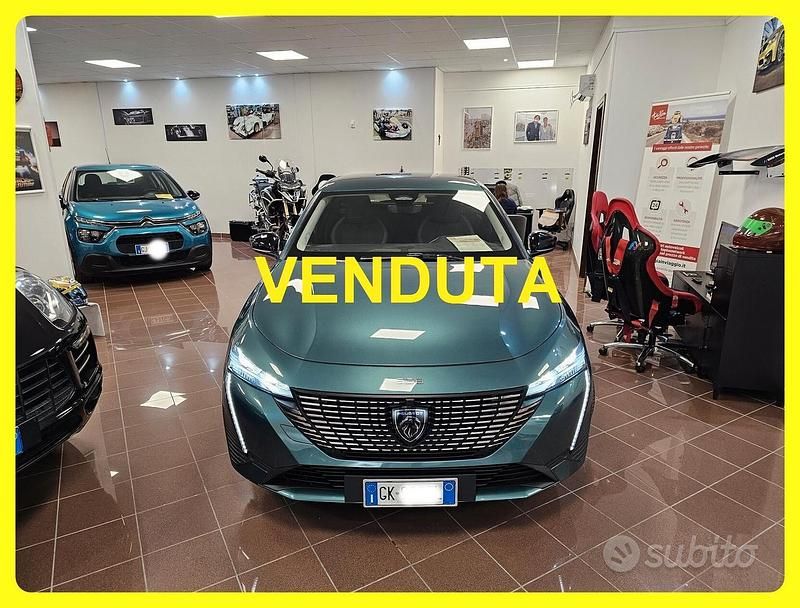 Usata Peugeot 308 Allure 130 CV (95 kW) 2022 Blu Station wagon