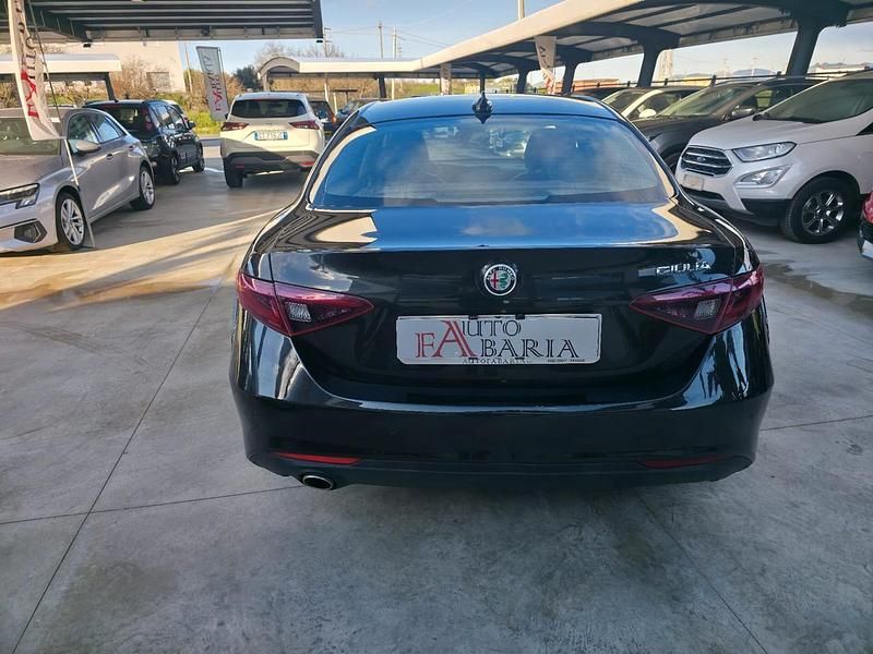 Usata Alfa Romeo Giulia Super 150 CV (110 kW) 2017 Nero Berlina
