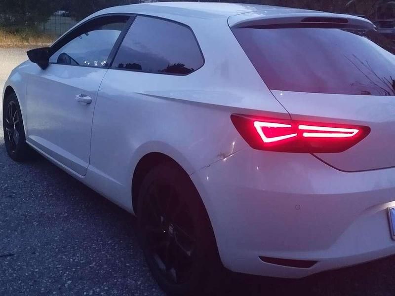 Usata Seat Leon FR 150 CV (110 kW) 2013 Bianco Coupé