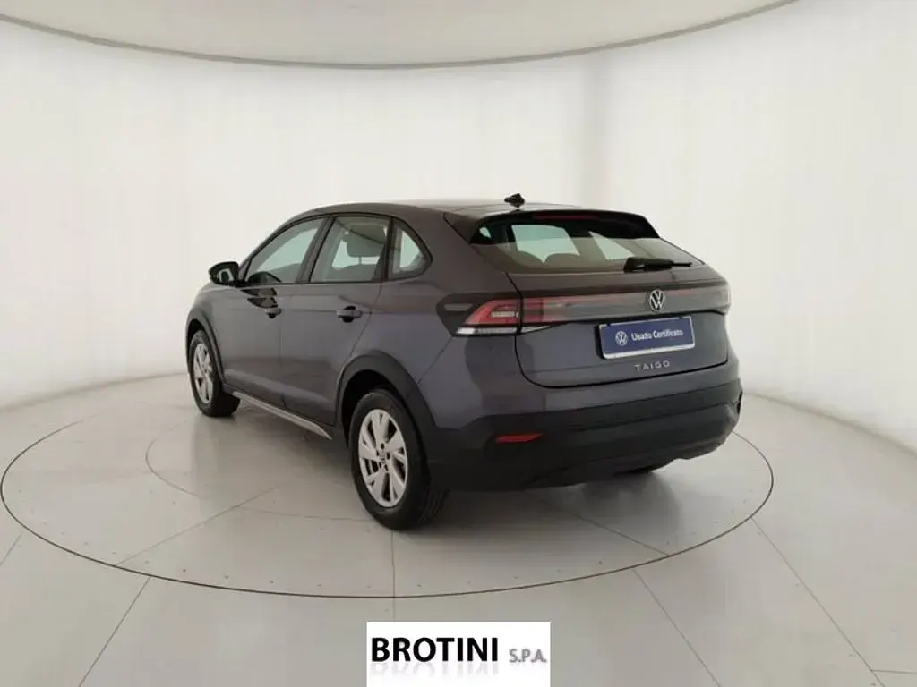 Usata VW Taigo Life 95 CV (69 kW) 2024 Grigio metallizzato SUV