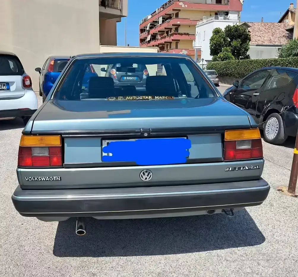 Usata VW Jetta 60 CV (44 kW) 1987 Verde Berlina