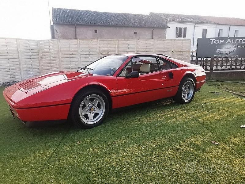 Usata Ferrari 328 271 CV (199 kW) 1986 Rosso Coupé