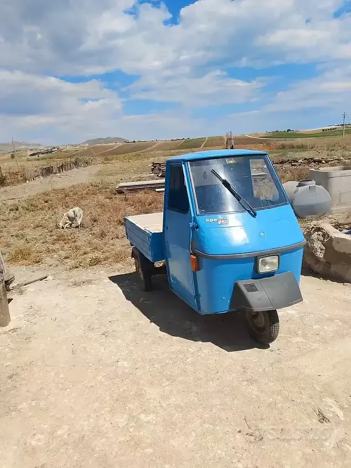 Usata Piaggio APE 2000 Blu Utilitaria