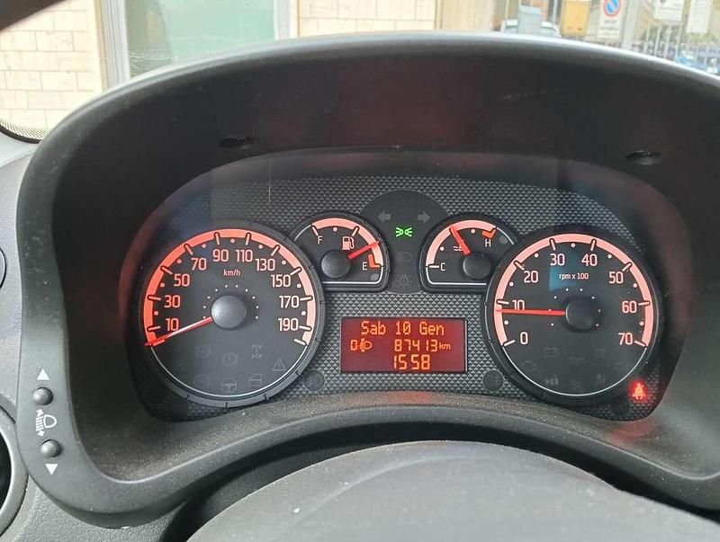 Usata Fiat Panda 4x4 Climbing 69 CV (50 kW) 2011 Bronzo Utilitaria