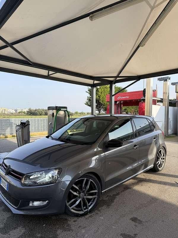 Usata VW Polo Highline 90 CV (66 kW) 2013 Grigio Utilitaria