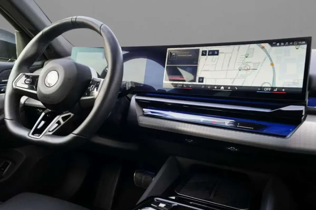 Usata BMW 520 M Sport 197 CV (144 kW) 2025 Nero Station wagon