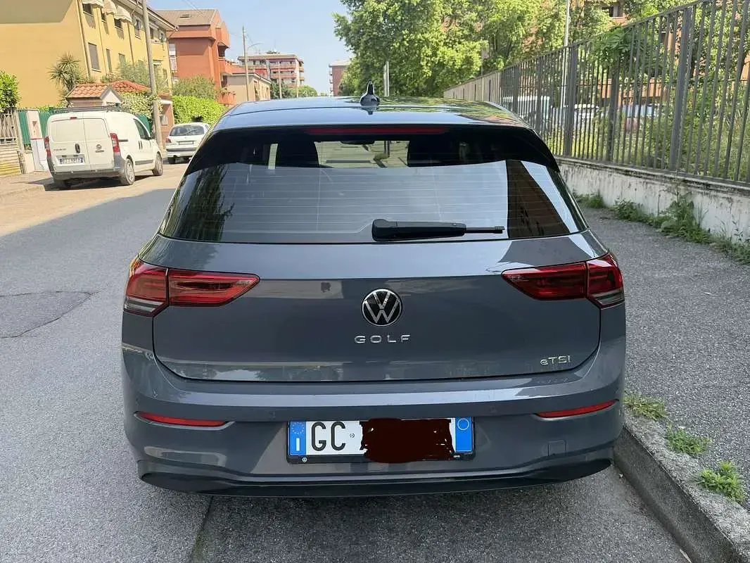 Usata VW Golf VIII R-line 150 CV (110 kW) 2020 Berlina