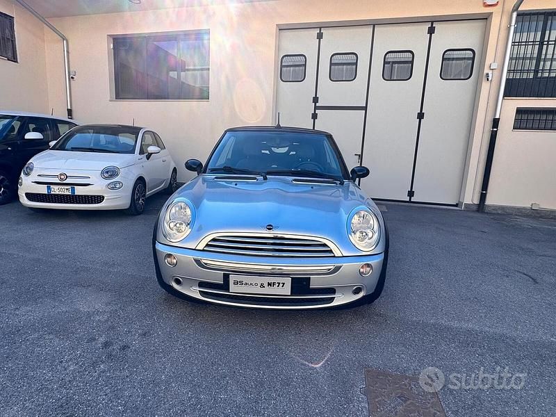 Usata Mini Cooper Cabriolet 89 CV (65 kW) 2004 Grigio Cabrio