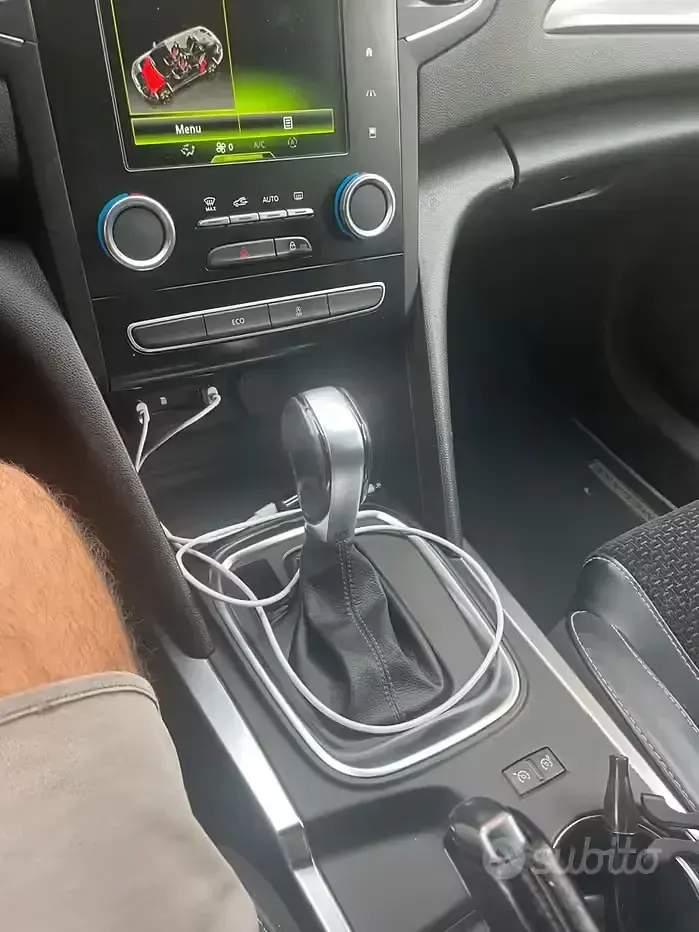 Usata Renault Mégane GrandTour 110 CV (80 kW) 2017 Blu Station wagon