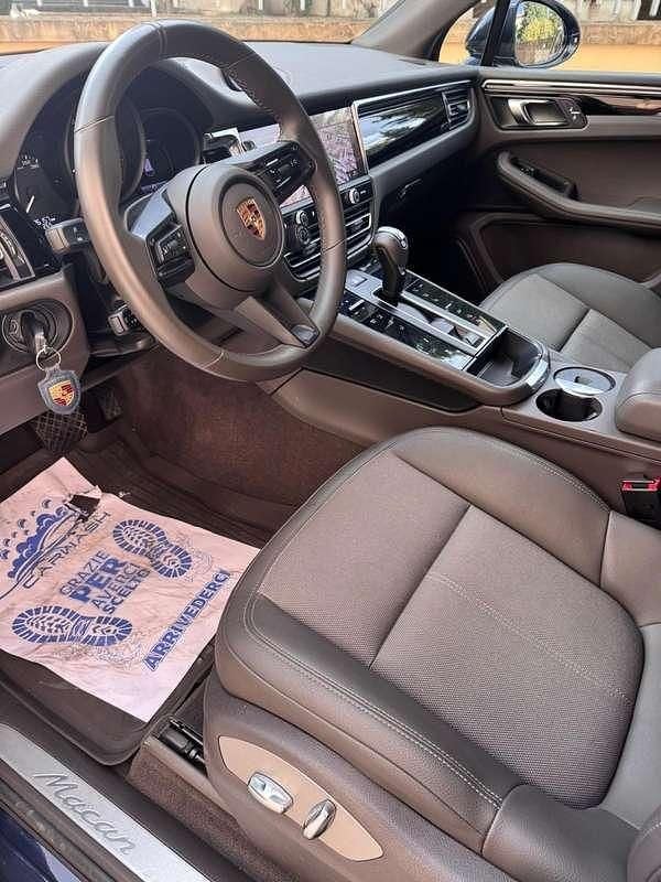 Usata Porsche Macan 265 CV (194 kW) 2022 Blu/azzurro SUV
