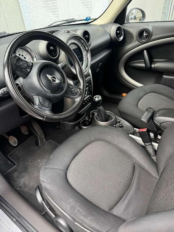 Usata Mini Cooper D Countryman 111 CV (81 kW) 2011 Bianco SUV