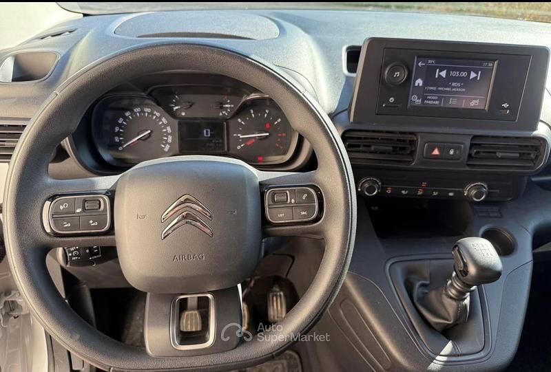 Usata Citroën Berlingo 131 CV (96 kW) 2023 Bianco Monovolume