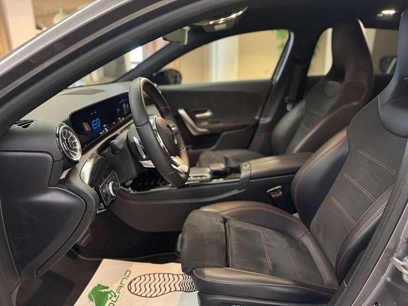 Usata Mercedes A250 Premium 224 CV (164 kW) 2021 Grigio metallizzato Berlina