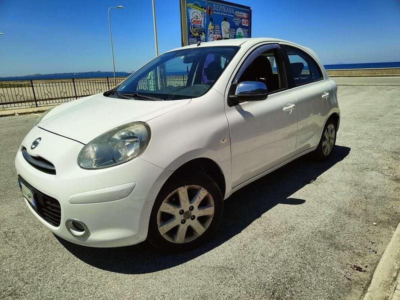 Usata Nissan Micra Acenta 80 CV (58 kW) 2013 Bianco Utilitaria