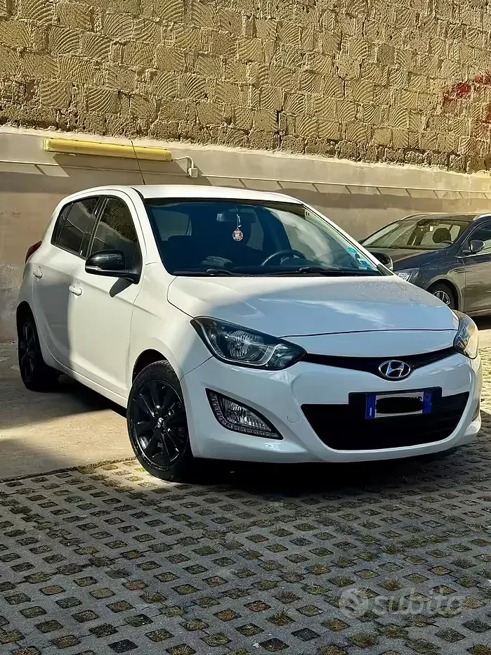 Usata Hyundai i20 75 CV (55 kW) 2014 Utilitaria