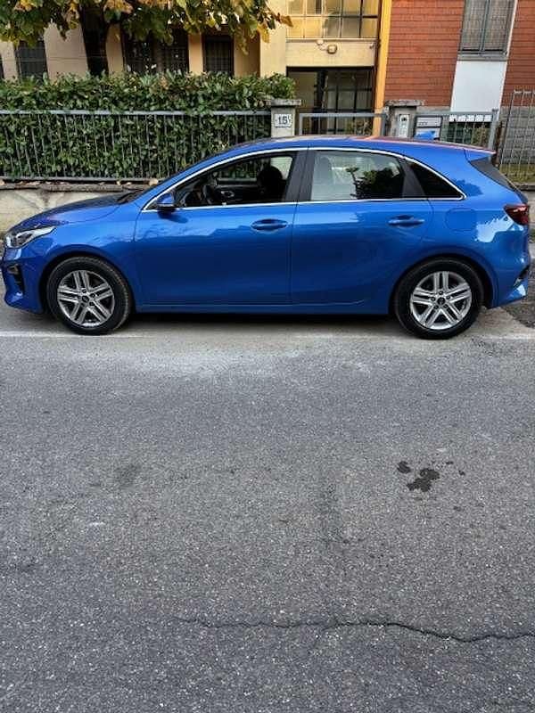 Usata Kia Ceed 116 CV (85 kW) 2019 Blu/azzurro Utilitaria