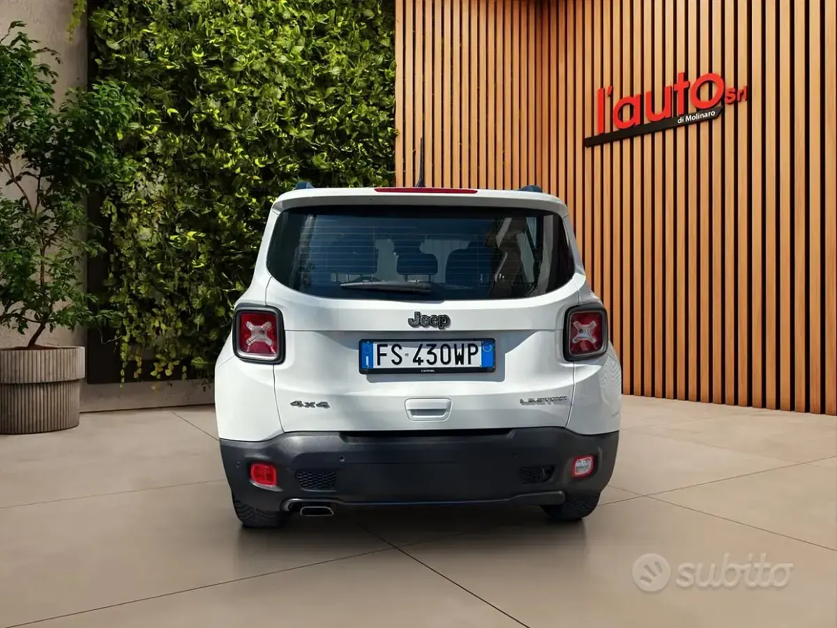 Usata Jeep Renegade Longitude 140 CV (102 kW) 2018 Bianco SUV