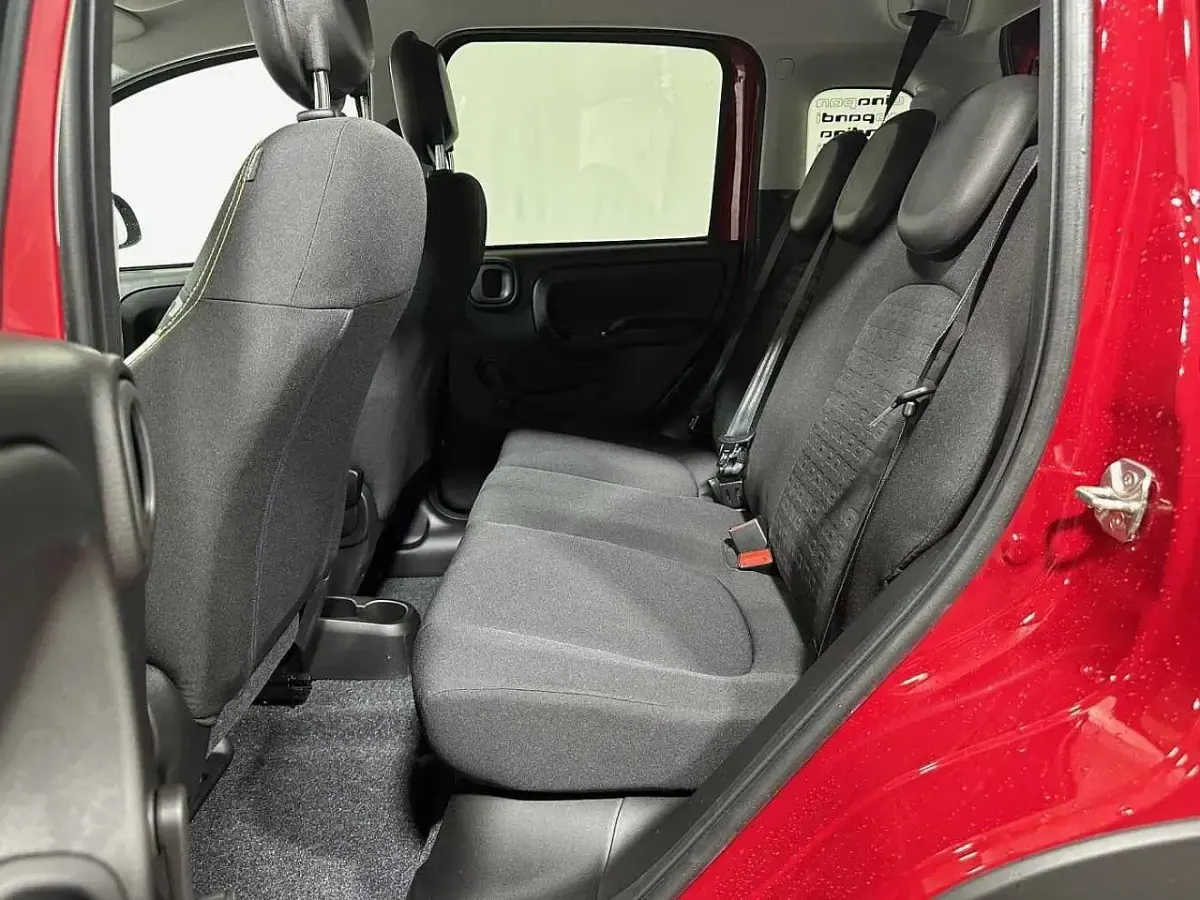 Nuova Fiat Panda S 70 CV (51 kW) 2025 Rosso Utilitaria