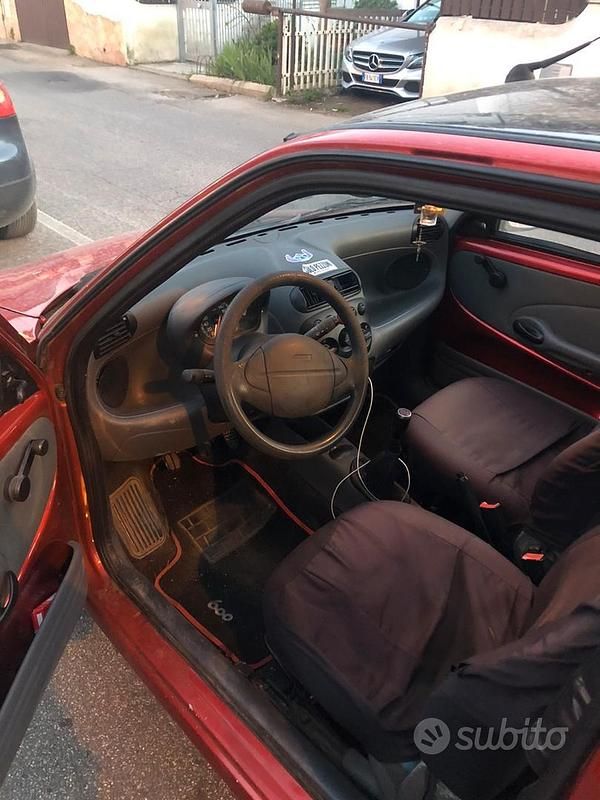Usata Fiat 600 2000 Rosso Berlina