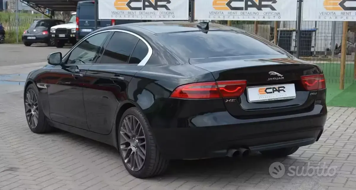 Usata Jaguar XE Pure 179 CV (131 kW) 2017 Nero Berlina
