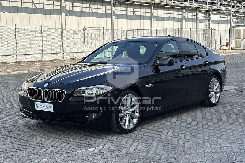 Usata BMW 525 204 CV (150 kW) 2010 Nero Berlina
