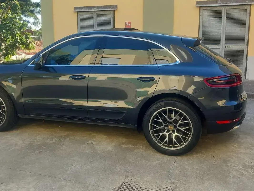 Usata Porsche Macan 252 CV (185 kW) 2018 Grigio SUV