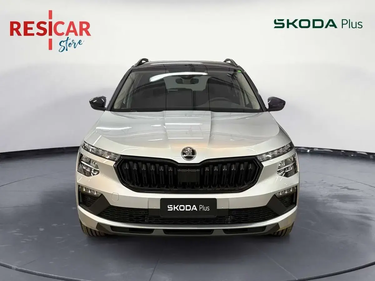 Nuova Skoda Kamiq 116 CV (85 kW) 2025 Argento metallizzato SUV