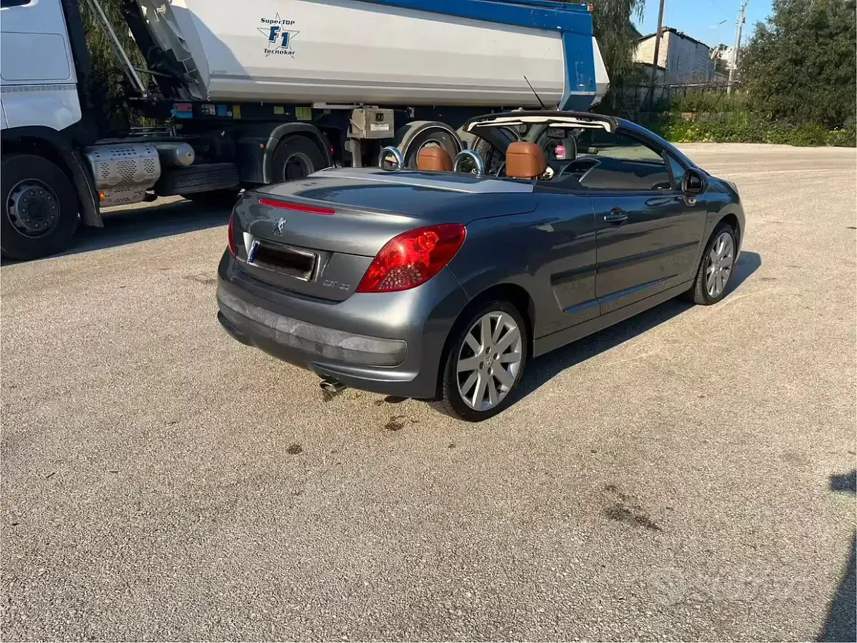 Usata Peugeot 207 112 CV (82 kW) 2007 Grigio Cabrio
