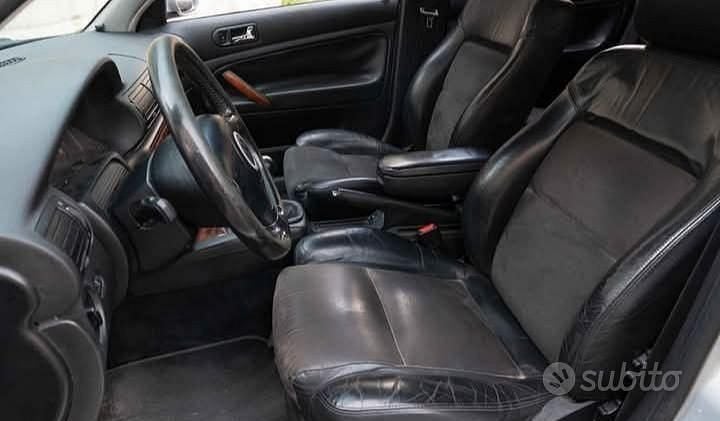 Usata VW Passat 110 CV (80 kW) 2000 Grigio Station wagon