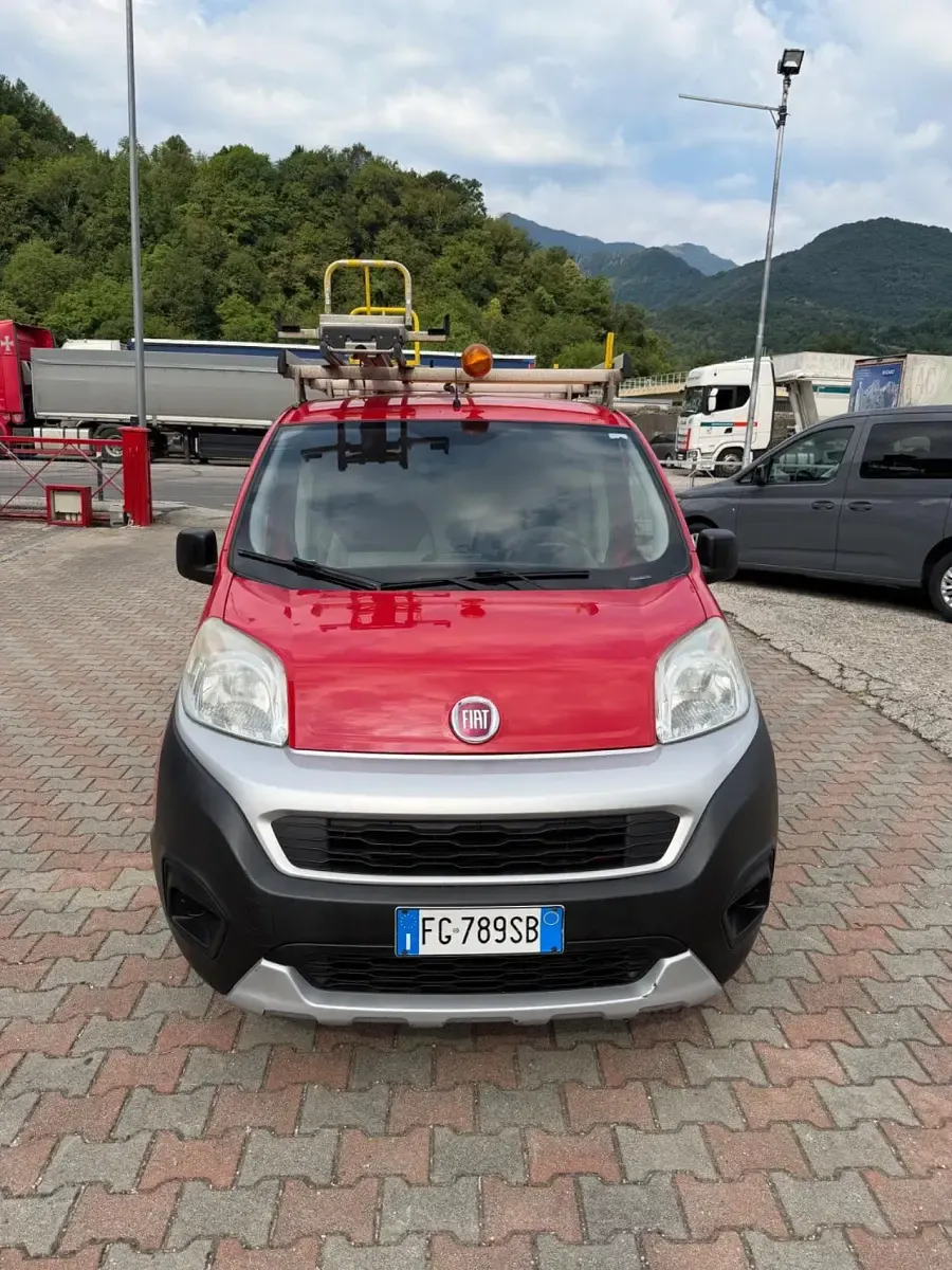 Usata Fiat Fiorino 95 CV (69 kW) 2016 Marrone Monovolume