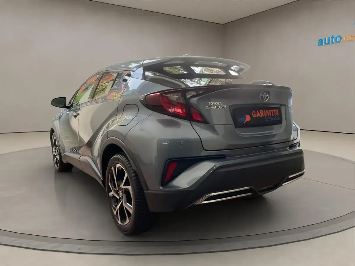 Usata Toyota C-HR Lounge 97 CV (71 kW) 2020 Grigio SUV