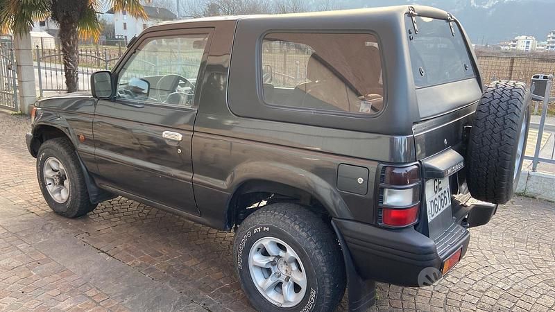 Usata Mitsubishi Pajero 84 CV (61 kW) 1991 SUV