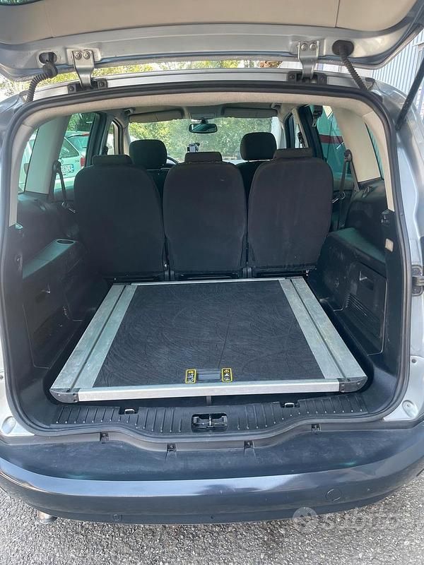 Usata Ford S-MAX S 115 CV (84 kW) 2007 Grigio Monovolume