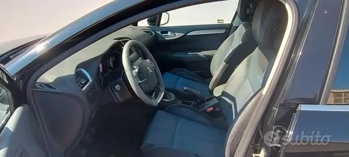 Usata Citroën C4 90 CV (66 kW) 2012 Nero Berlina