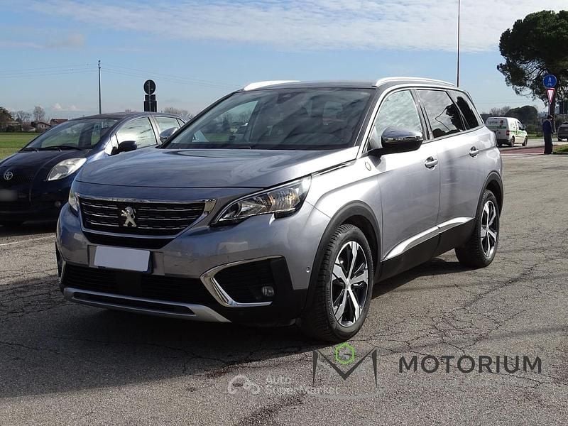 Usata Peugeot 5008 Allure 120 CV (88 kW) 2018 Grigio SUV