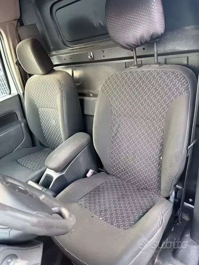 Usata Renault Kangoo 95 CV (69 kW) 2011 Bianco Berlina