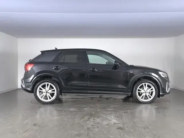 Usata Audi Q2 S-Line 150 CV (110 kW) 2025 Nero mito metallizzato SUV