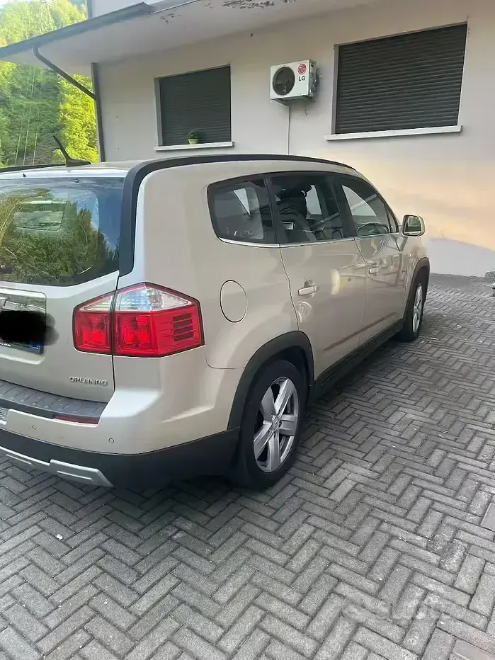 Usata Chevrolet Orlando 163 CV (119 kW) 2011 Monovolume