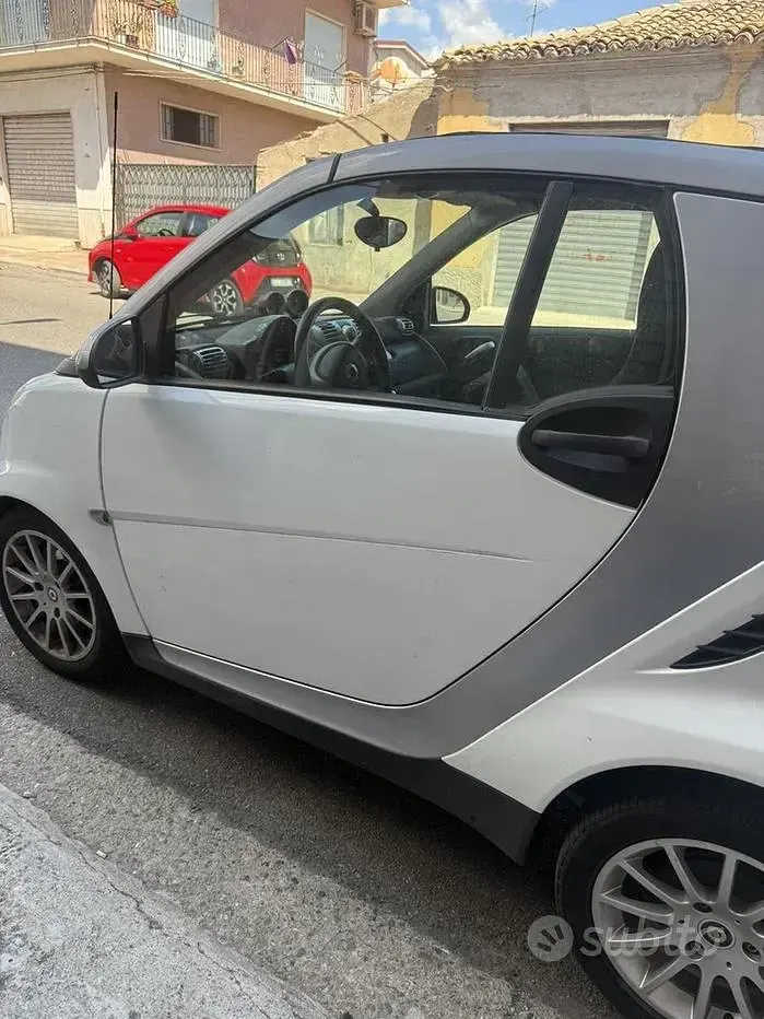 Usata Smart ForTwo Cabrio Brabus 98 CV (72 kW) 2009 Bianco Cabrio