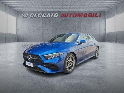 Usata Mercedes A180 AMG Line Premium 116 CV (85 kW) 2024 Blu Berlina