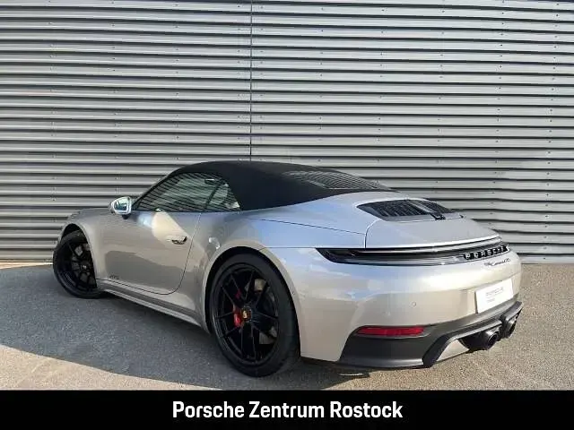 Usata Porsche 911 Carrera GTS 541 CV (397 kW) 2026 Argento Cabrio