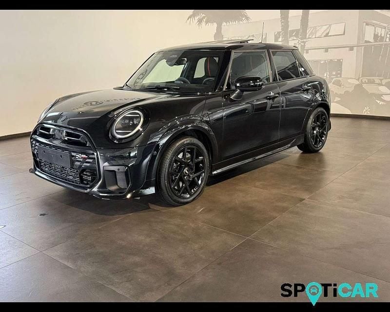 Usata Mini John Cooper Works 163 CV (119 kW) 2025 Blu/azzurro Utilitaria