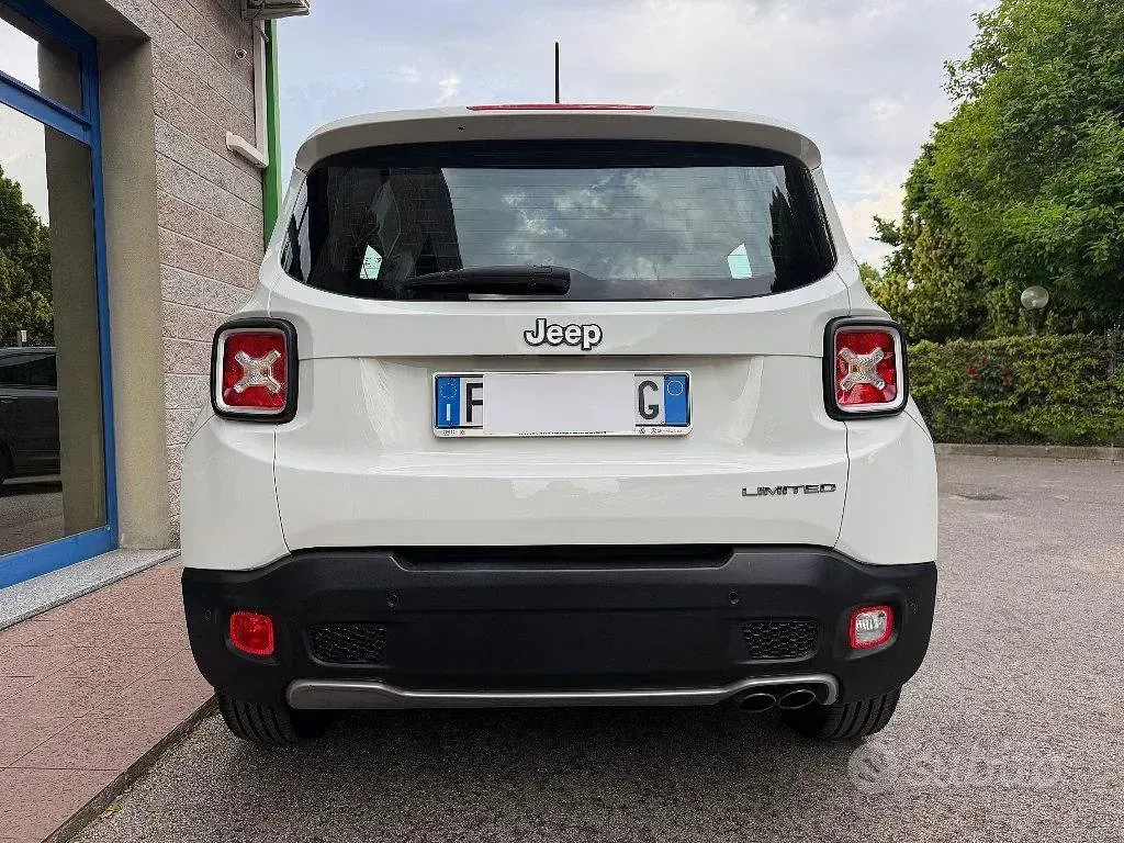 Usata Jeep Renegade Limited 120 CV (88 kW) 2017 Bianco SUV