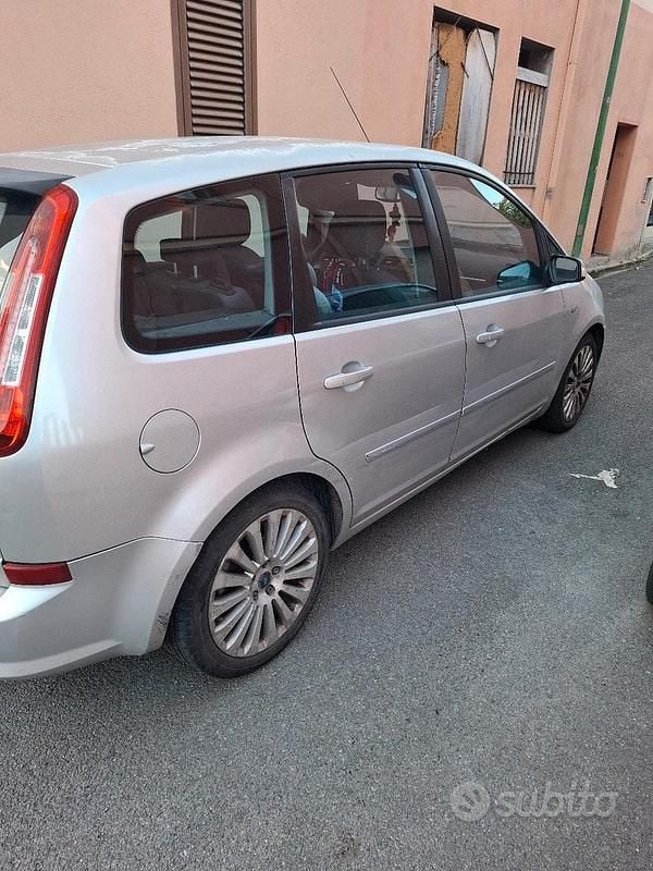 Begagnad Ford C-MAX 90 HK (66 kW) 2008 Grå Minibuss