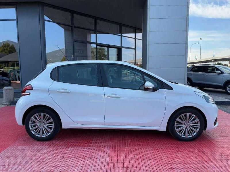 Usata Peugeot 208 Allure 75 CV (55 kW) 2016 Bianco Utilitaria
